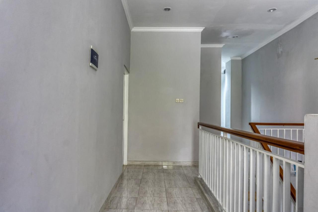 Reddoorz Near Sindu Kusuma Edupark 2 Wisma tamu Cebongan