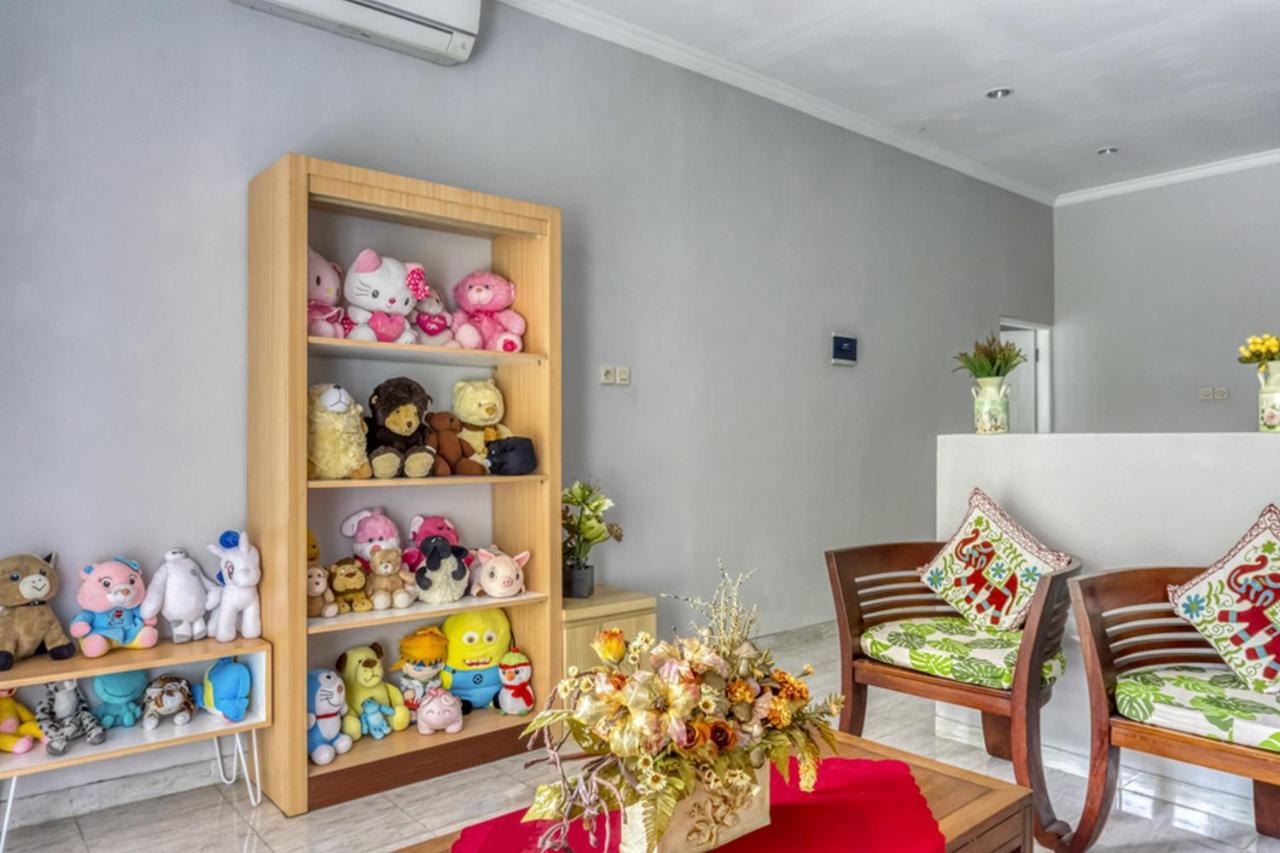 Reddoorz Near Sindu Kusuma Edupark 2 Wisma tamu 2*